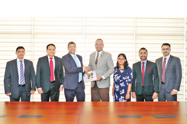 Seylan Bank inks deal with National Chamber of Exporters to empower ...